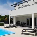 Villa Aria In