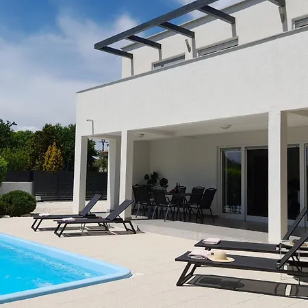 Villa Aria In
